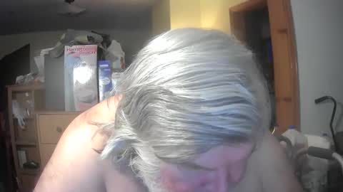 Snapshot of bear8620 chatting on March 26, 10:43 am bear online show from March 26, 10:43 am