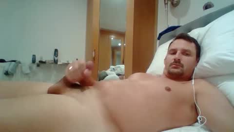 bearboudior online show from April 29, 4:33 pm