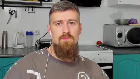 Zeus online show from September 26, 6:45 pm