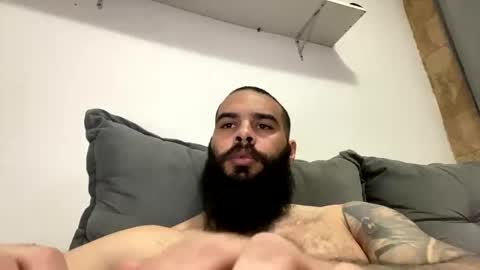 Min online show from May 4, 9:22 pm