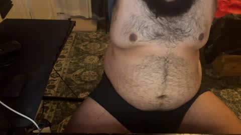Snapshot of beardudeguy chatting on April 5, 6:10 am beardudeguy online show from April 5, 6:10 am