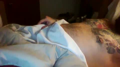 Snapshot of bearlylost chatting on January 18, 1:15 pm Justforfun online show from January 18, 1:15 pm