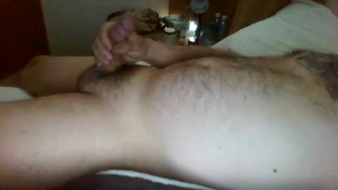 Snapshot of bearlylost chatting on April 23, 8:33 pm Justforfun online show from April 23, 8:33 pm