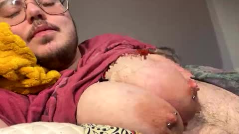 bearmoon820430 online show from December 5, 3:59 am