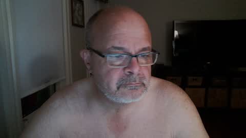 Bears Papa Papi online show from December 8, 9:02 am
