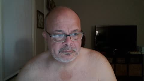 Bears Papa Papi online show from December 24, 9:39 am
