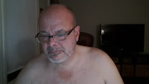 Bears Papa Papi online show from December 25, 9:02 am