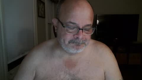 Bears Papa Papi online show from January 3, 8:32 am