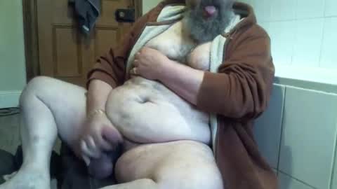 Snapshot of bearsteve75 chatting on January 12, 6:57 pm bearsteve75 online show from January 12, 6:57 pm