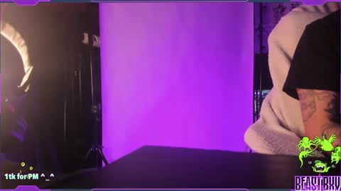 Snapshot of beastbxy chatting on January 16, 9:48 am beast bxy online show from January 16, 9:48 am