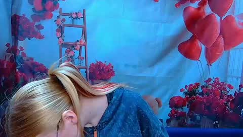 BeatriceFlyy online show from May 6, 12:43 pm