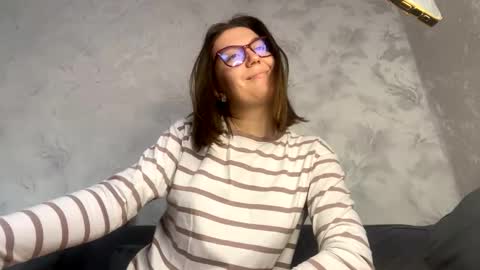 BeatriceTender online show from November 17, 10:54 am