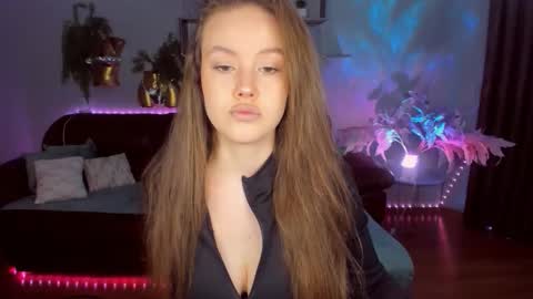 BeatriceWild online show from March 17, 10:40 am