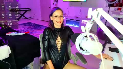 Snapshot of beaubrookeent chatting on August 1, 12:54 am OF beaubrookevip online show from August 1, 12:54 am