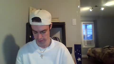 Snapshot of beaulieu2027 chatting on May 24, 12:37 am beaulieu2027 online show from May 24, 12:37 am