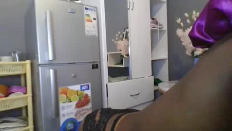 Lil stunner online show from December 3, 6:50 pm