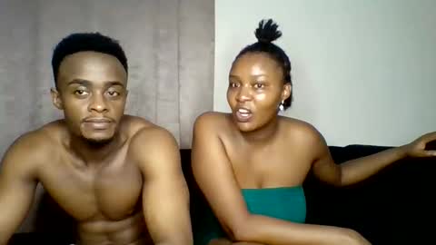 Snapshot of beautiful_and_lovely chatting on June 1, 7:54 am Chelsea and Raymond online show from June 1, 7:54 am
