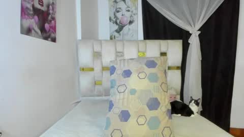 Snapshot of beautiful_doll888 chatting on July 30, 3:16 am Valeria online show from July 30, 3:16 am