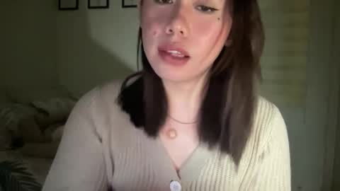 Sweet Aya online show from December 2, 5:15 pm