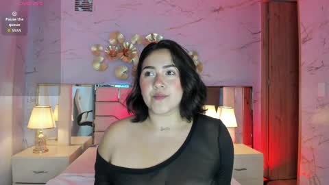   online show from April 1, 11:33 am