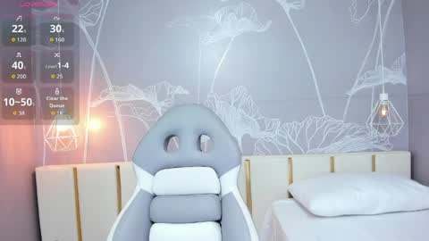 Snapshot of beautifulgirl4u_ chatting on May 28, 11:46 pm online show from May 28, 11:46 pm