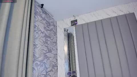 Snapshot of beautifulgirl4u_ chatting on July 25, 12:03 pm online show from July 25, 12:03 pm