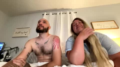 Snapshot of beautifullyfe93 chatting on May 28, 4:21 am beautifulLyfe93 online show from May 28, 4:21 am