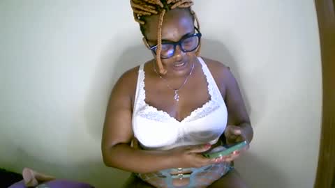 beautifulpeach2 online show from February 5, 12:38 pm