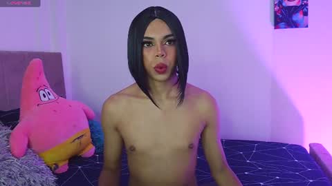Snapshot of beauty_doll01 chatting on June 16, 2:09 pm Leydi online show from June 16, 2:09 pm