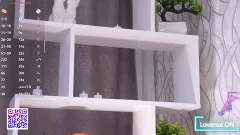 Polly  online show from June 29, 10:15 am