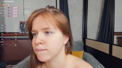 Snapshot of beauty_future chatting on January 9, 4:39 pm Nicole online show from January 9, 4:39 pm