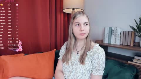 Snapshot of beauty_future chatting on January 12, 7:21 pm Nicole online show from January 12, 7:21 pm