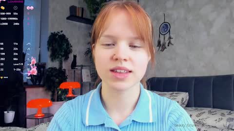 Snapshot of beauty_future chatting on January 20, 1:11 pm Nicole online show from January 20, 1:11 pm