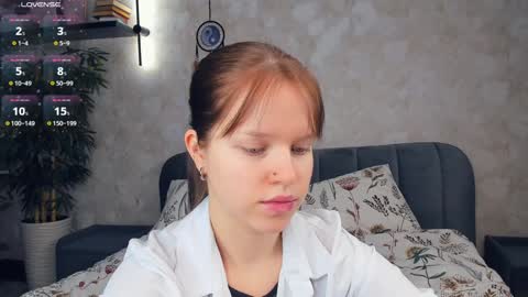 Snapshot of beauty_future chatting on January 26, 7:32 am Nicole online show from January 26, 7:32 am
