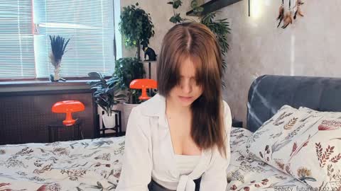 Snapshot of beauty_future chatting on February 7, 11:34 am Nicole online show from February 7, 11:34 am