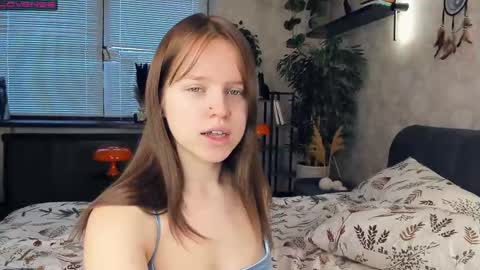 Snapshot of beauty_future chatting on February 17, 7:15 am Nicole online show from February 17, 7:15 am