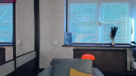 Snapshot of beauty_future chatting on February 23, 9:33 am Nicole online show from February 23, 9:33 am