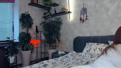 Snapshot of beauty_future chatting on March 12, 7:35 am Nicole online show from March 12, 7:35 am