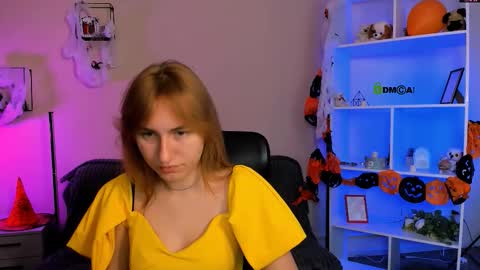 Snapshot of beauty_ginger chatting on November 4, 9:41 am beauty_ginger online show from November 4, 9:41 am