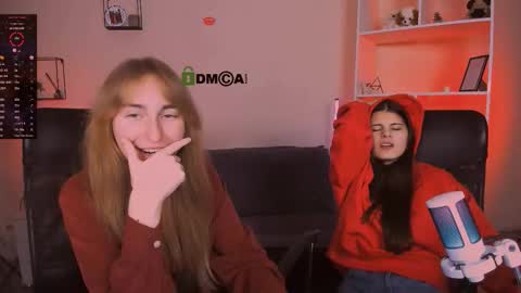 Snapshot of beauty_ginger chatting on November 10, 8:30 pm beauty_ginger online show from November 10, 8:30 pm