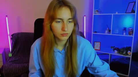 Snapshot of beauty_ginger chatting on November 13, 9:52 am beauty_ginger online show from November 13, 9:52 am