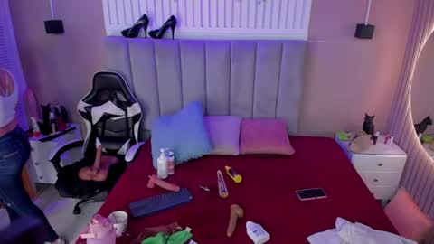 Chantall online show from July 16, 11:38 am