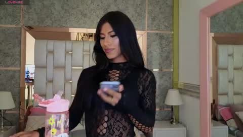 Snapshot of beauty_nina chatting on July 10, 2:19 pm beauty_nina online show from July 10, 2:19 pm