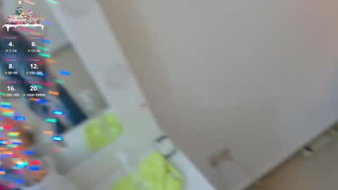 Ariana Reyes online show from December 16, 12:32 pm