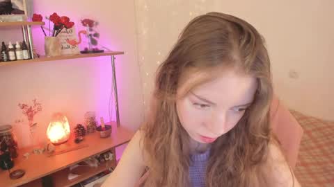 Snapshot of beautyeliise chatting on May 12, 8:11 am Eliise online show from May 12, 8:11 am
