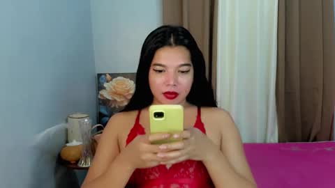 Snapshot of beautyqueens_cum chatting on February 13, 5:09 pm beautyqueens_cum online show from February 13, 5:09 pm
