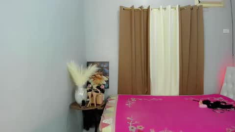 beautyqueens_cum online show from April 22, 4:19 pm