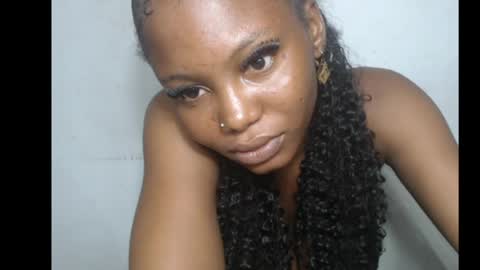 Snapshot of beautyslut1 chatting on May 15, 7:21 pm beautyslut1 online show from May 15, 7:21 pm