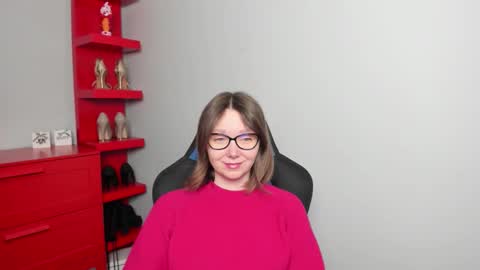 Zoe online show from February 19, 6:53 am