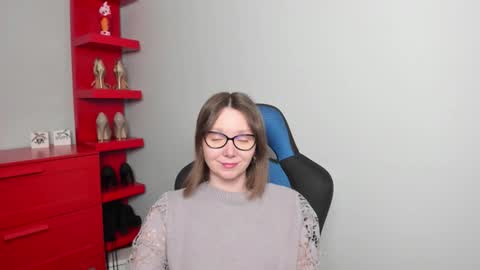 Zoe online show from February 20, 6:59 am